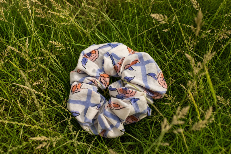 Everyday Scrunchie -Meadow Check 02- Indigo