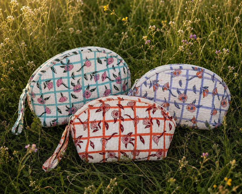 Everyday Wash Bag Midi - Apricot - Meadow Check 02